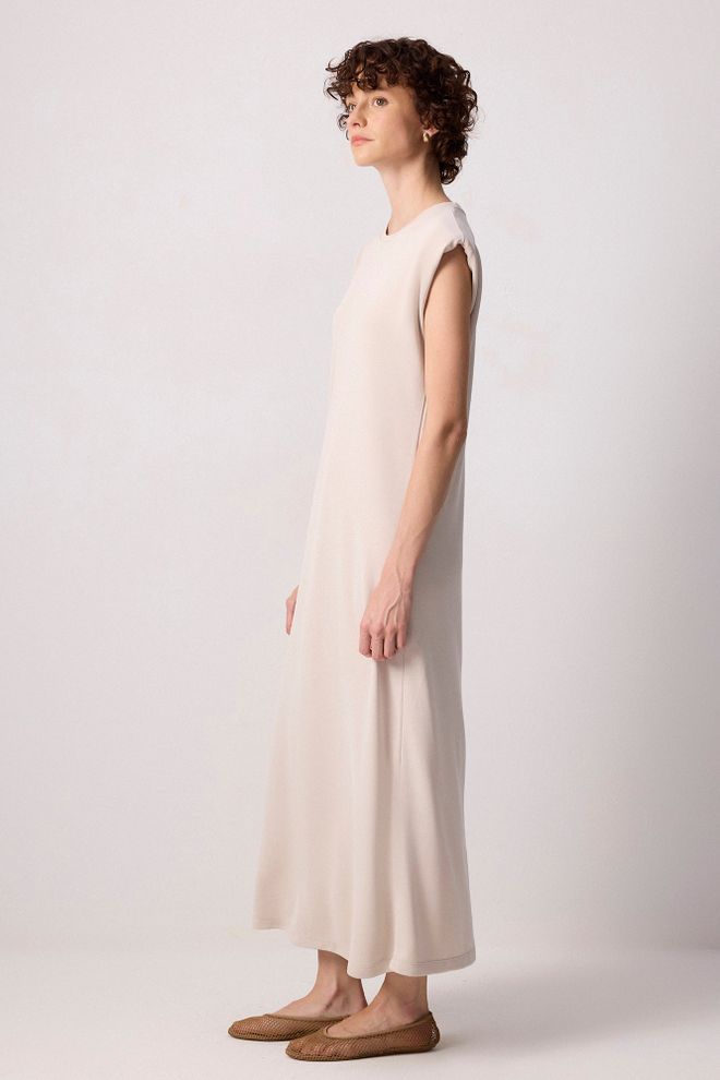 Touche Prive Bež Obleka Shift Z Rokavi Kap Sleeves Oblačila na debelo Ležerno