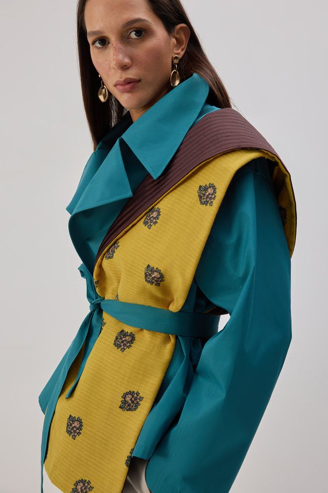 Touche Prive Dubbelzijdige Sjaal Met Bloemenpatroon Groothandel Kleding 0