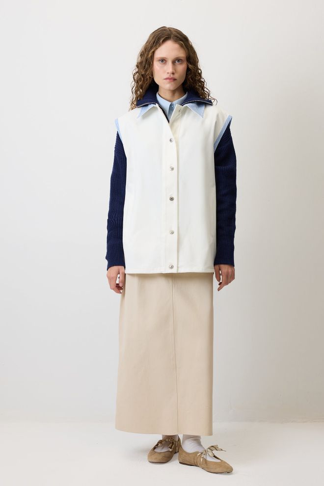 Touche Prive Chaleco Casual Blanco Con Bolsillos Oblicuos Ropa al por mayor Modesto