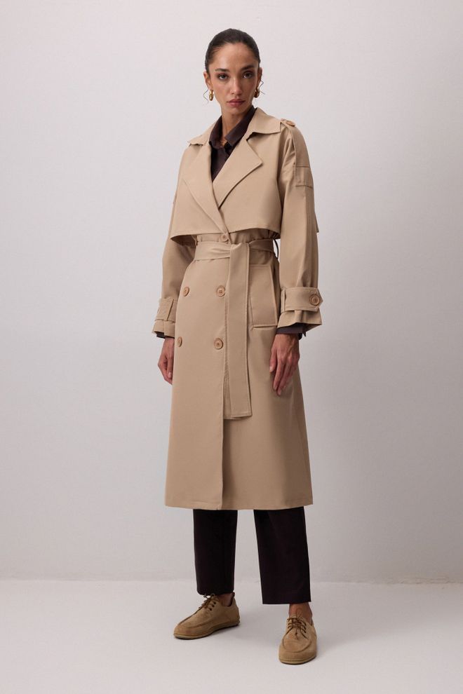 Touche Prive Бежово Тренчкот Елегантен Официален Винтидж Стил Дрехи на едро Небрежен