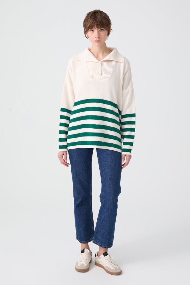 Touche Prive White Striped Oversized Fit Polo Neck Sweater Wholesale Clothing 1