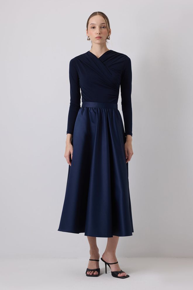 Touche Prive Chemisier Bleu Marine Élégant Slim Fit Vêtements en gros Modeste