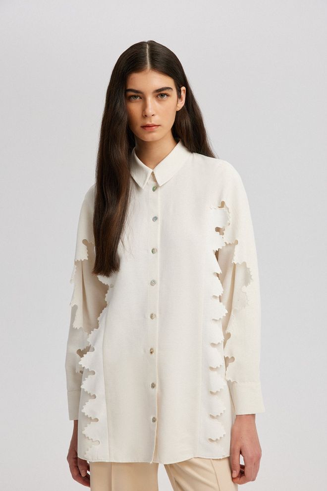 Touche Prive Beige Polo Neck Buttoned Shirt Wholesale Clothing Spring