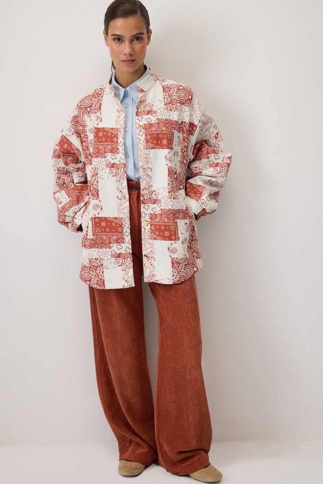 Touche Prive Chaqueta Beige Con Ajuste Oversize Y Bolsillos Oblicuos Ropa al por mayor Casual