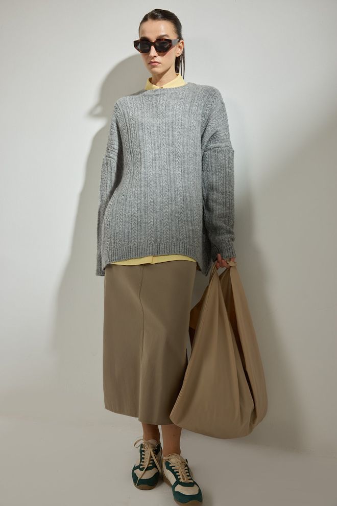 Touche Prive Grau Oversized Pullover Mit Rundhalsausschnitt Großhandelskleidung Modest