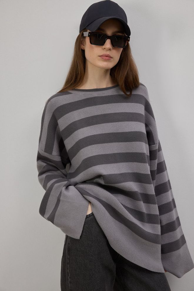 Touche Prive Jersey Gris A Rayas Oversize Con Mangas Largas Ropa al por mayor Casual
