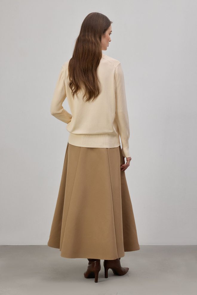 Touche Prive Jersey Beige Elegante Ajuste Regular Cuello Redondo Ropa al por mayor Formal