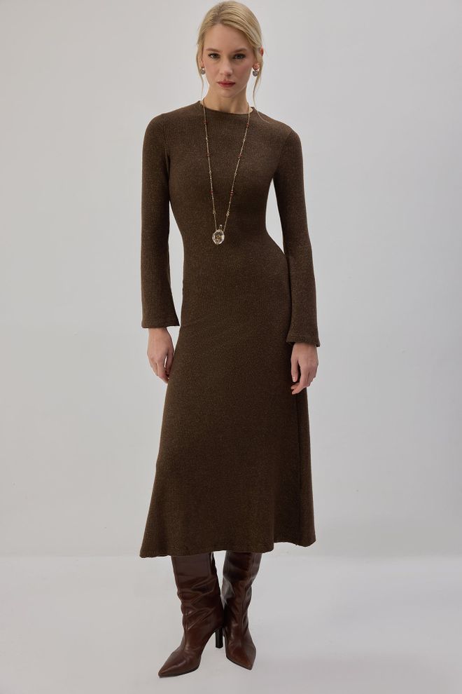 Touche Prive Elegante Vestito A Guaina Marrone Con Maniche Lunghe Abbigliamento all'ingrosso Modesto