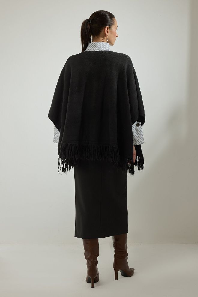 Touche Prive Черно Елегантен Пончо С Изрязана Яка Дрехи на едро Небрежен
