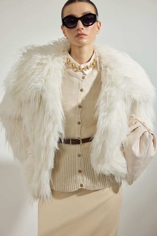 Touche Prive Bej Zarif Dar Kalıp Düğmeli Hırka Toptan Giyim Gündelik