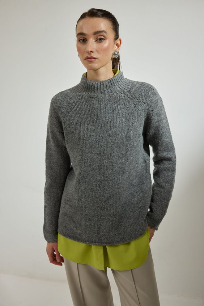 Touche Prive Сив Пуловер С Високата Яка И Дълги Ръкави Дрехи на едро Небрежен