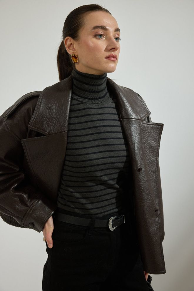 Touche Prive Pilkas Dryžuotas Aptemptas Megztinis Su Vėžlio Kaklu Didmeninė prekyba drabužiais Kokteilinė