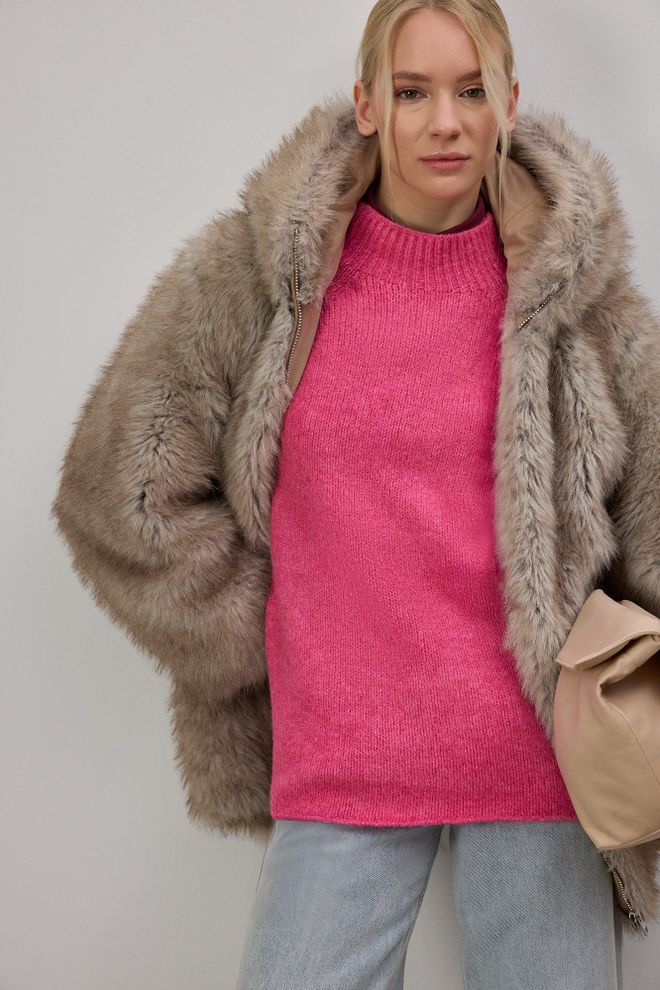 Touche Prive Pink Sweater With High Neck And Long Sleeves Wholesale Clothing 1