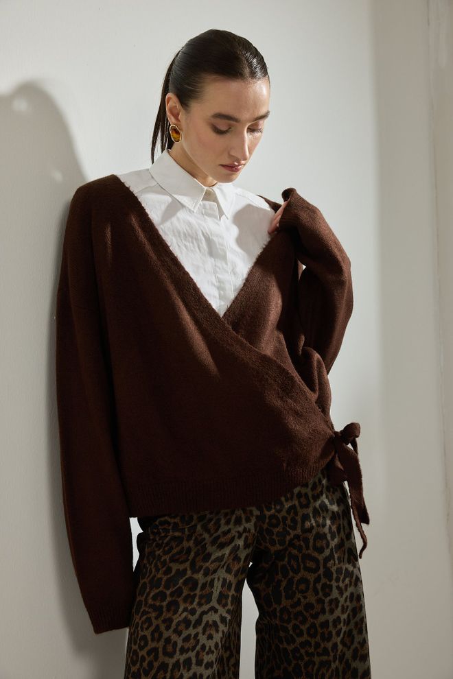 Touche Prive Hnedý Kardigán S V výstrihom A Zaväzovaním Veľkoobchod s oblečením Neformálny