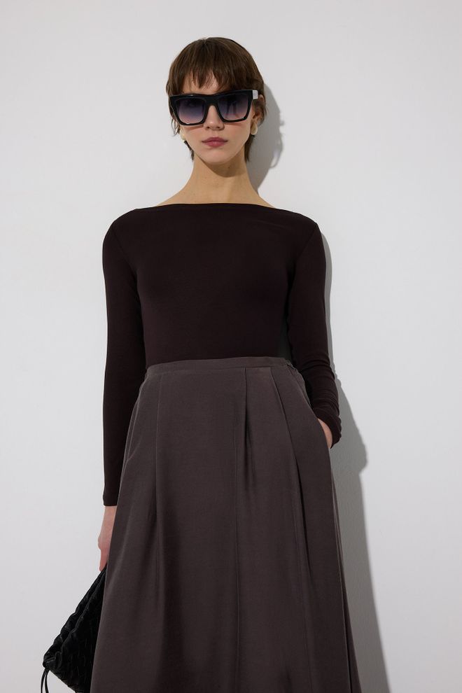 Touche Prive Black Elegant Slim Fit Blouse With Boat Neck Wholesale Clothing Work