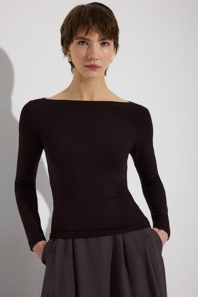 Touche Prive Black Elegant Slim Fit Blouse With Boat Neck Wholesale Clothing 1