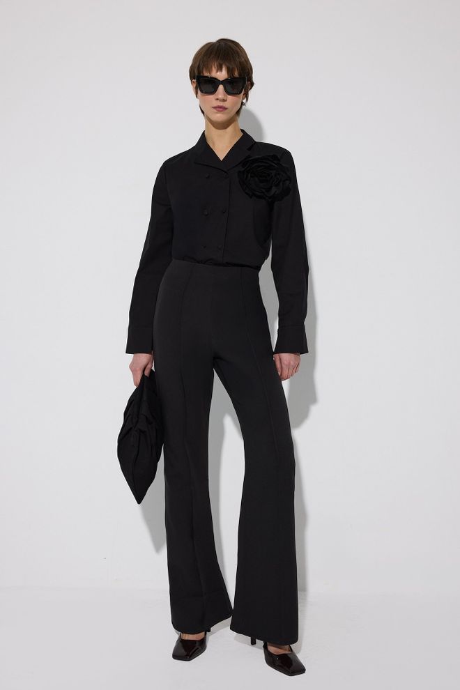 Touche Prive Κομψή Μαύρη Μπλούζα Για Δουλειά Και Βραδινή Εξοδο Χονδρικό εμπόριο ενδυμάτων Επίσημο