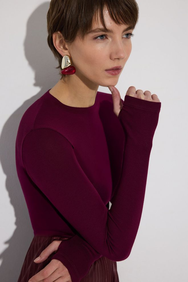 Touche Prive Claret Red Blouse With Extra Long Sleeves Wholesale Clothing Fall