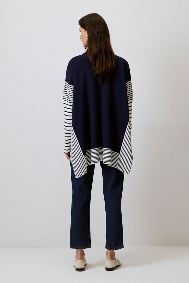 Touche Prive Túnica Azul Marino De Talla Grande A Rayas Con Cuello Alto Ropa al por mayor Modesto