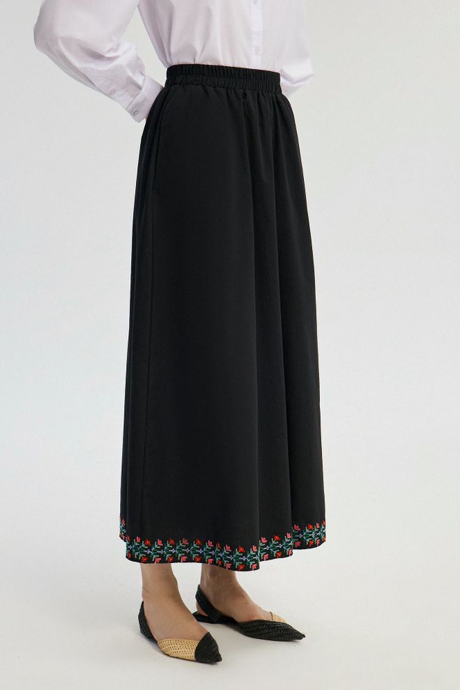 Touche Prive Schwarzer Floral Modest Ethnisch A Linie Maxi Rock Großhandelskleidung Modest