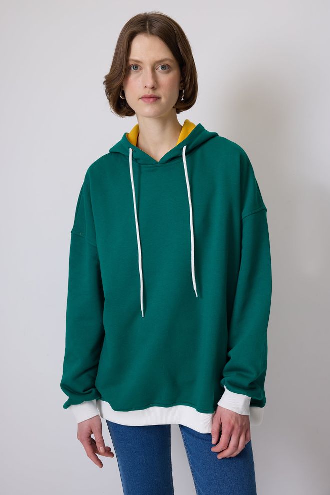 Touche Prive Sweatshirt Verde Tamanho Grande Com Capuz E Manga Comprida Roupas por atacado Casual