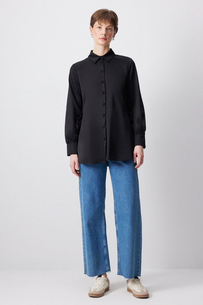 Touche Prive Black Shirt With Notched Neck And Buttoned Closure Wholesale Clothing Casual