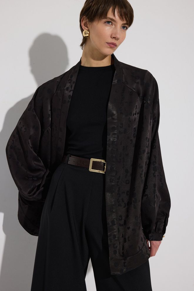 Touche Prive Black Kimono With Animal Print And Shawl Collar Wholesale Clothing 1