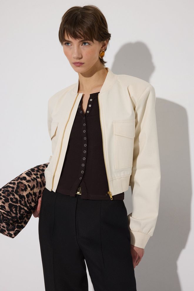 Touche Prive Черна Блуза С Тънка Кройка Дълъг Прав Ръкав Елегантна И Ежедневна Дрехи на едро Небрежен