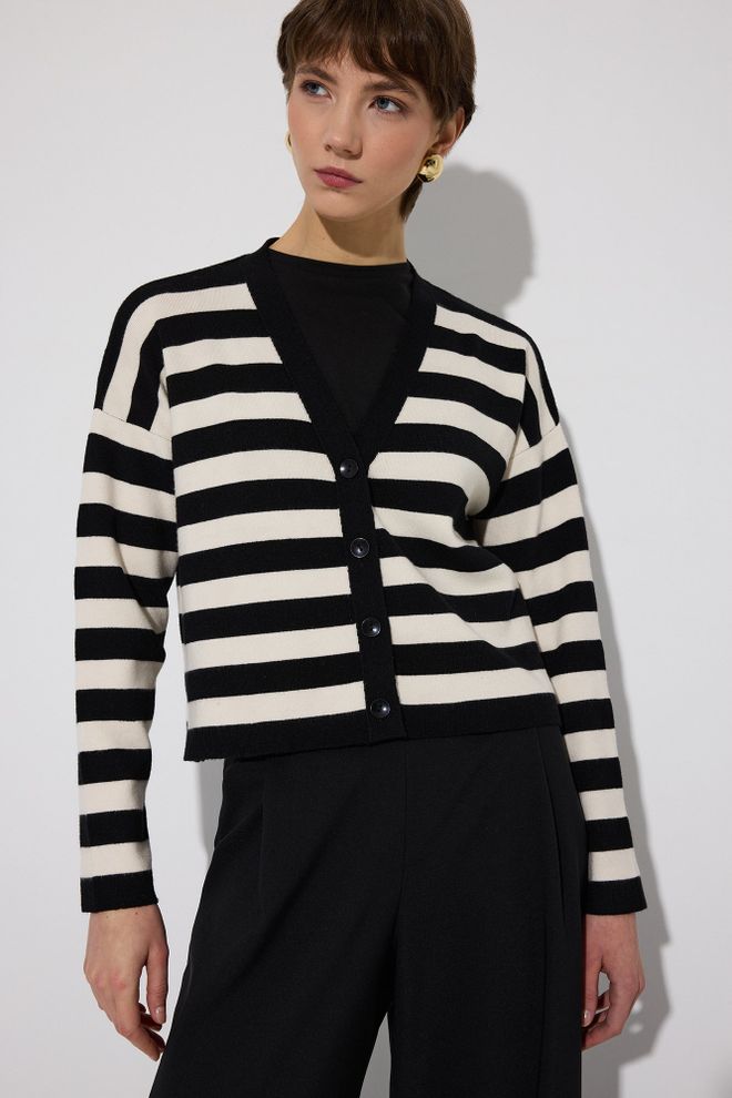 Touche Prive Gilet Noir À Rayures Coupe Régulière Col En V Vêtements en gros Travail