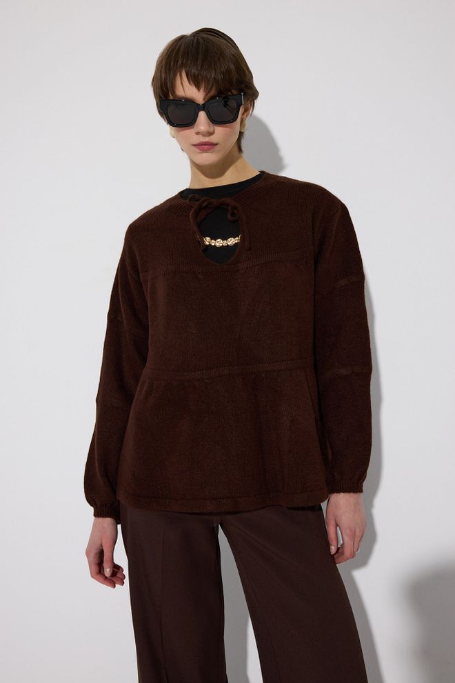 Touche Prive Brown Oversized Fit Sweater With Keyhole Neck Wholesale Clothing Fall