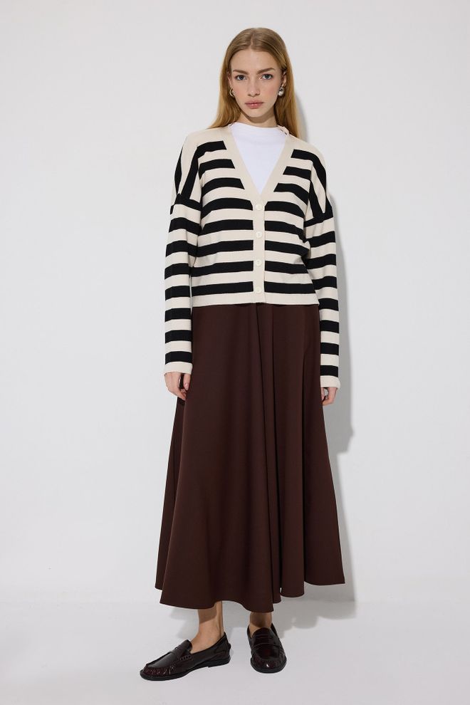 Touche Prive Black Striped Casual Preppy Cardigan Wholesale Clothing 1