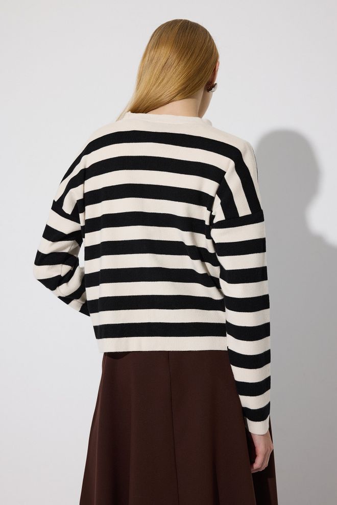 Touche Prive Black Striped Casual Preppy Cardigan Wholesale Clothing Spring