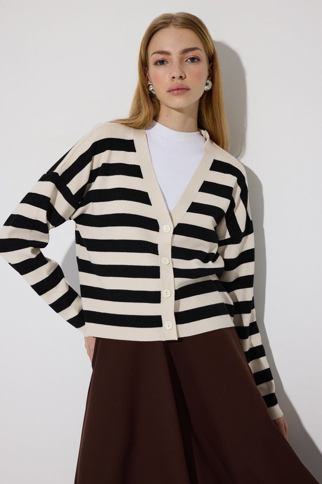 Touche Prive Black Striped Casual Preppy Cardigan Wholesale Clothing Lounge