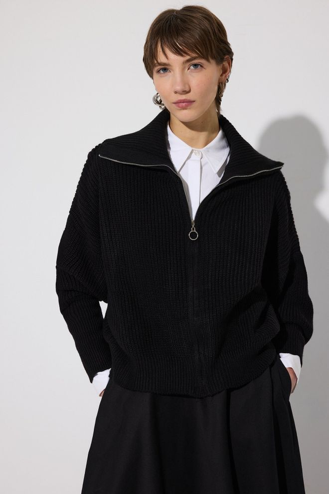 Touche Prive Black Oversized Fit Hooded Neck Sweater Wholesale Clothing Casual