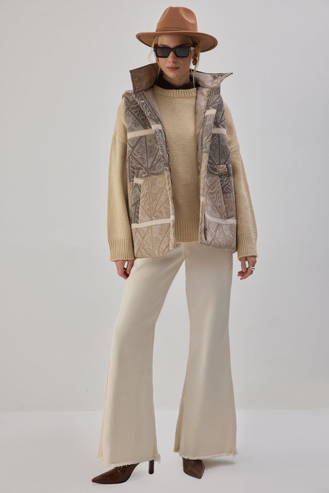 Touche Prive Бежово Карирана Елипса С Копчета И Уголемена Кройка Дрехи на едро Небрежен