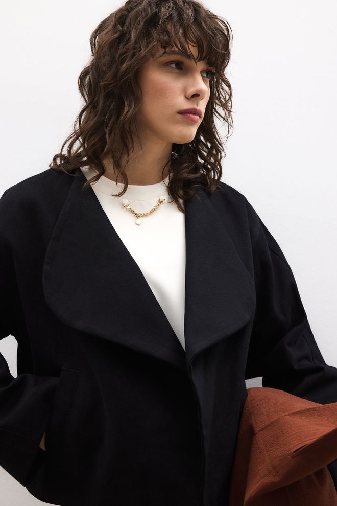 Touche Prive Čierna Zavinovacia Bunda Veľkoobchod s oblečením Neformálny