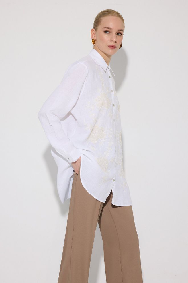 Touche Prive Beyaz Zarif Düğmeli Çentikli Yaka Gömlek Toptan Giyim Tesettür