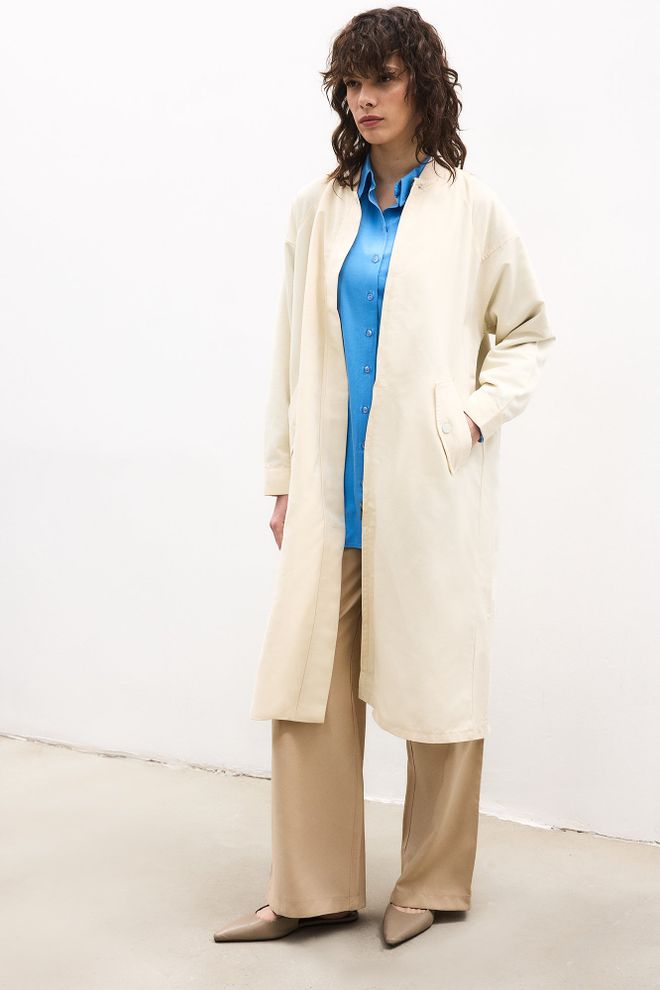 Touche Prive Beige Trenchcoat Elegant Single Breasted Classic Wholesale Clothing Work