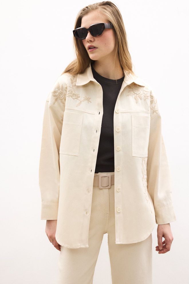 Touche Prive Chemise Oversize Bohème Décontractée Beige Vêtements en gros Modeste