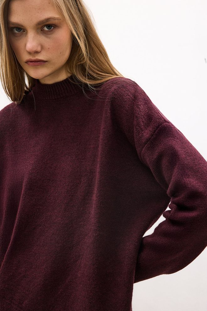 Touche Prive Claret Red Sweater Oversized Fit High Neck Wholesale Clothing Elegant