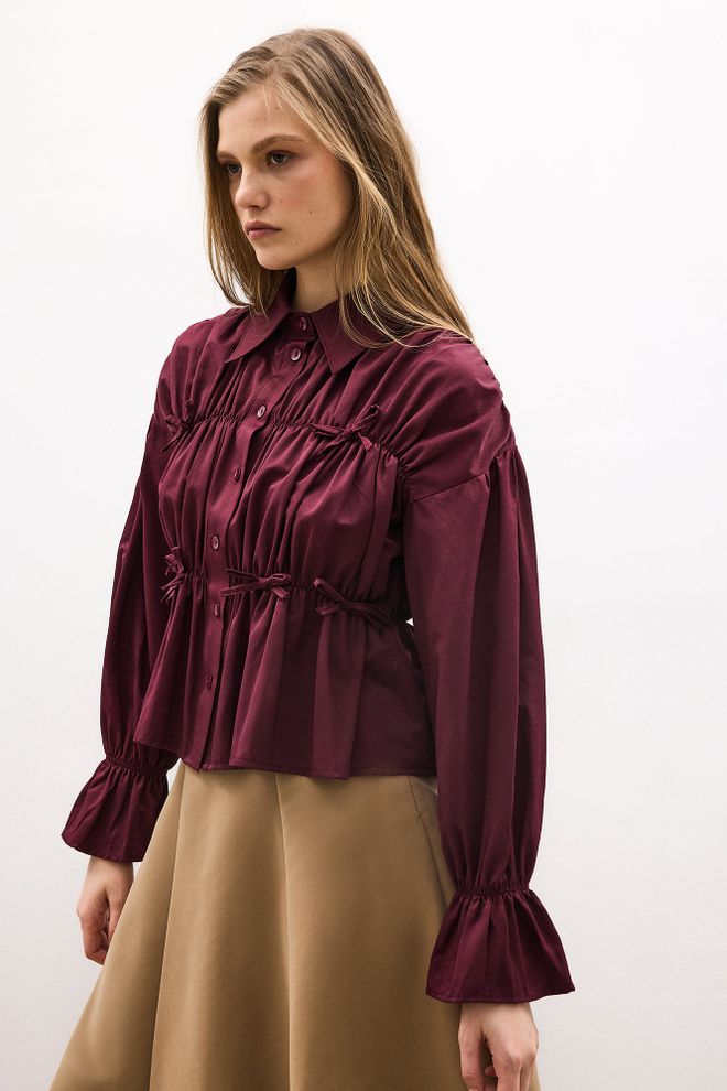 Touche Prive Chemise Bordeaux Élégante Boutonnée Avec Manches À Volants Vêtements en gros Modeste