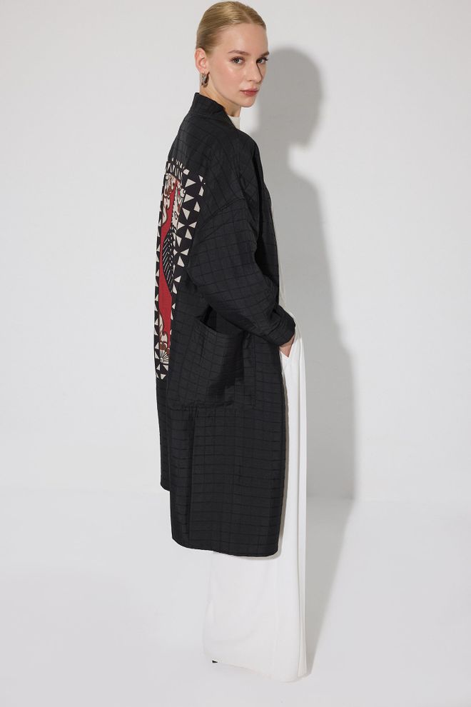 Touche Prive Black Kimono With Ethnic Checkered Design And Patch Pockets Wholesale Clothing Vintage