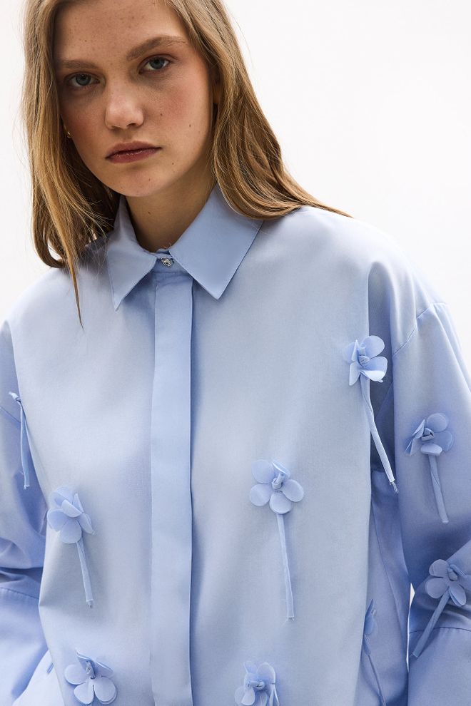 Touche Prive Blue Elegant Oversized Buttoned Shirt Wholesale Clothing Lounge