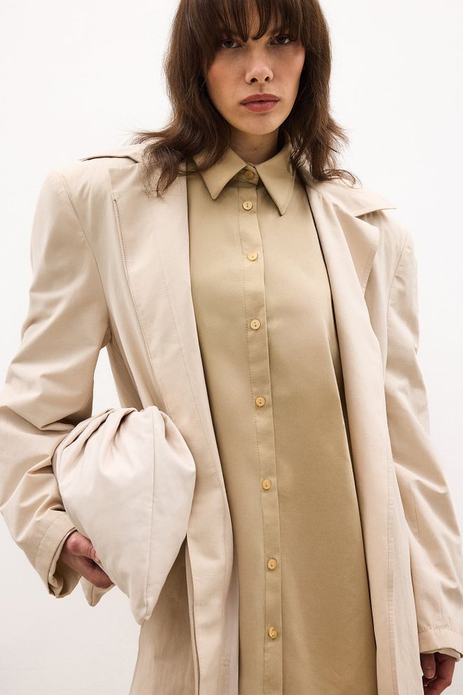 Touche Prive Beige Oversized Fit Buttoned Shirt With Notched Neck Wholesale Clothing Casual