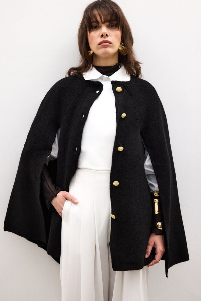 Touche Prive Black Elegant Poncho Wholesale Clothing Spring