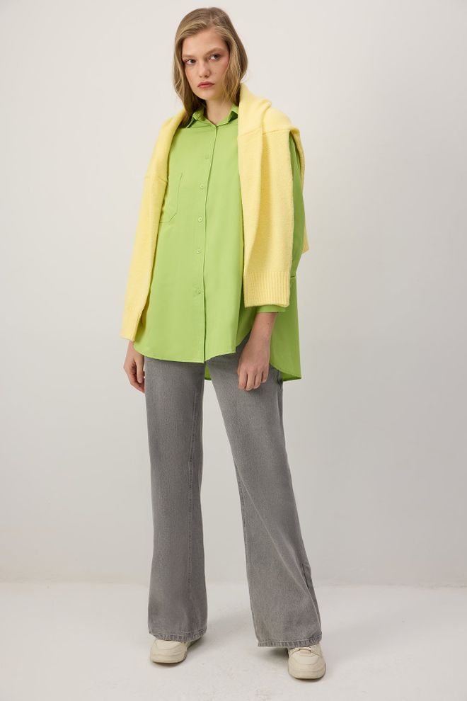 Touche Prive Groen Oversized Shirt Met Polo Hals Groothandel Kleding Casual