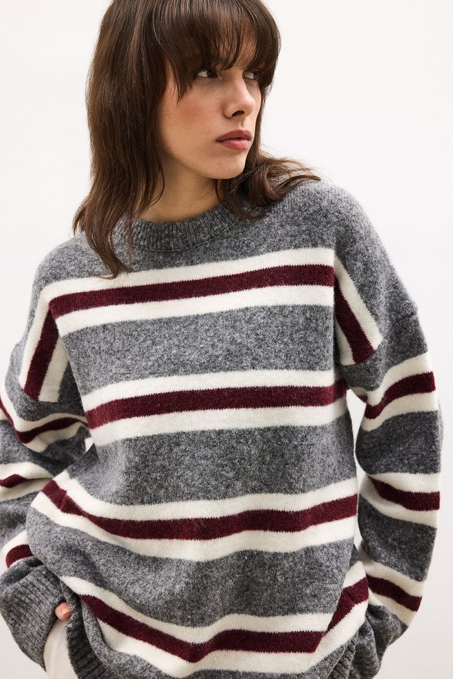 Touche Prive Grey Striped Oversized Fit Sweater Wholesale Clothing Fall