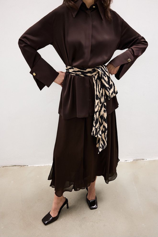 Touche Prive Brown Elegant Formal Vintage Shirt Wholesale Clothing Spring