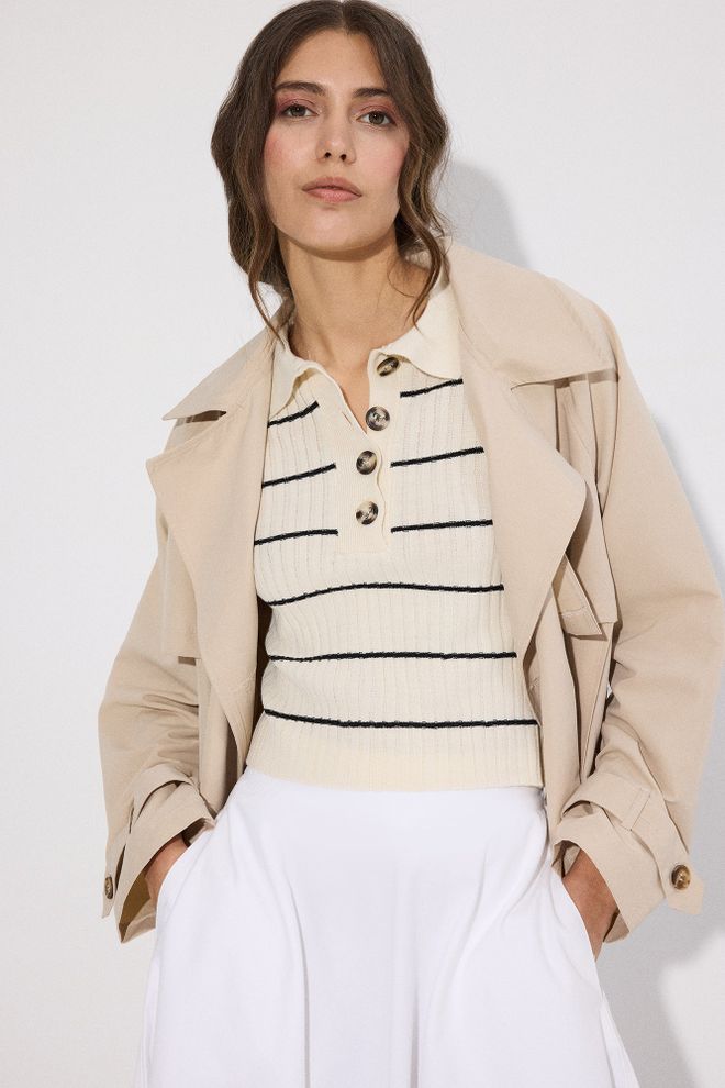 Touche Prive Pull over Beige Col Polo Coupe Slim Et Courte Vêtements en gros Décontracté