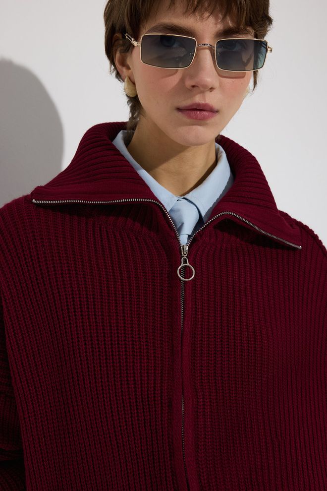 Touche Prive Claret Red Sweater With Hooded Neck Wholesale Clothing Streetwear